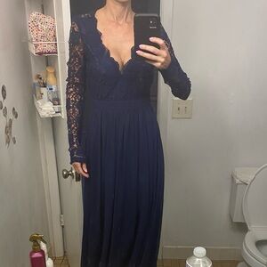 Elegant Navy Lace Evening Gown